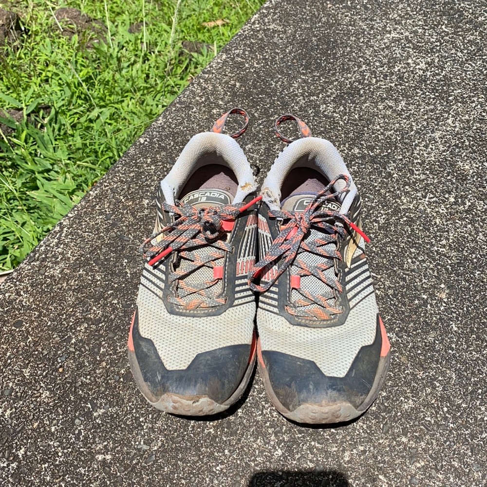 Loved Brooks Cascadia Trail Running/Hiking shoes